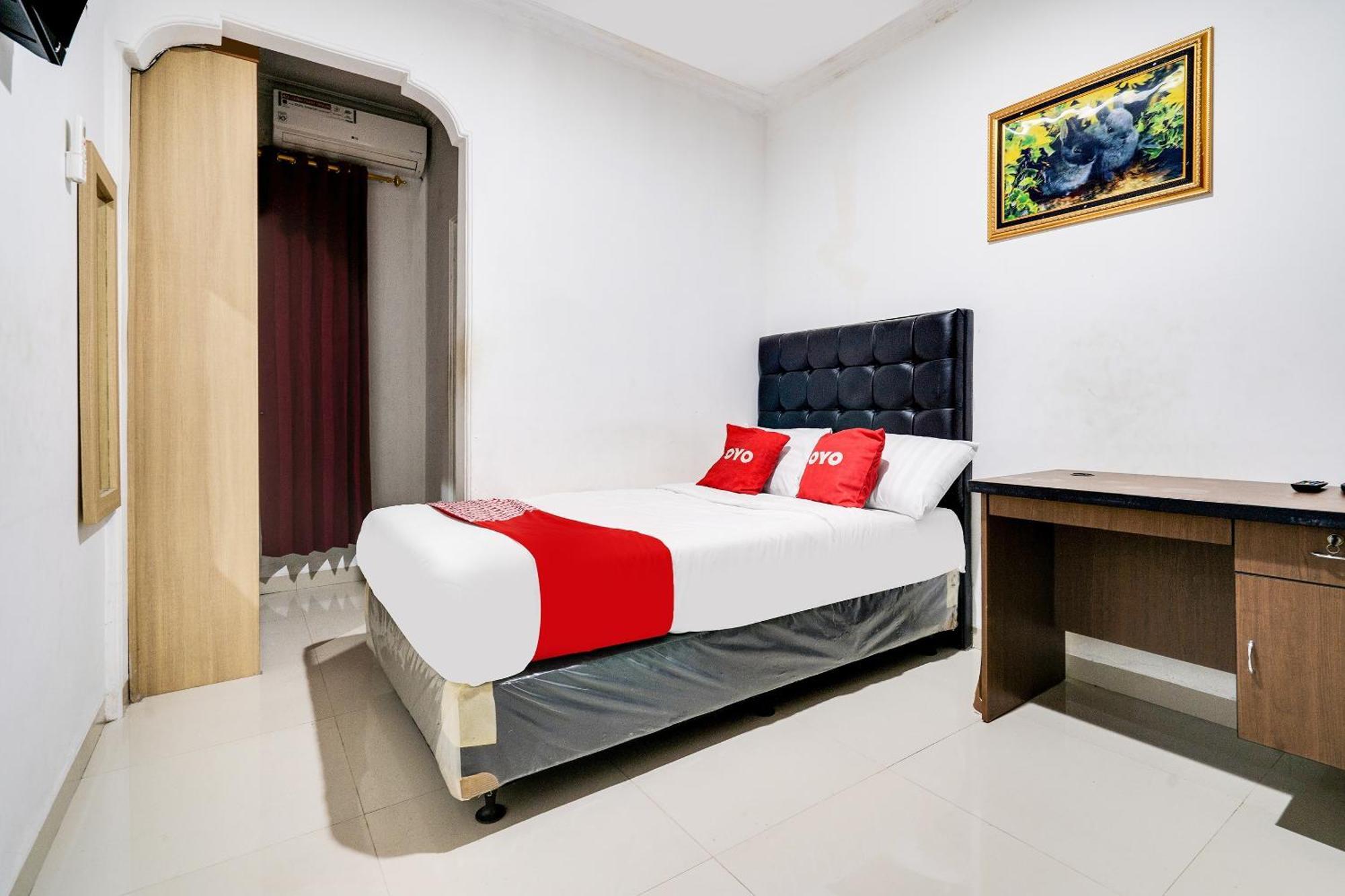 Hotel Oyo Life 91994 Sawerigading Jatinangor Syariah Sayang Exterior foto